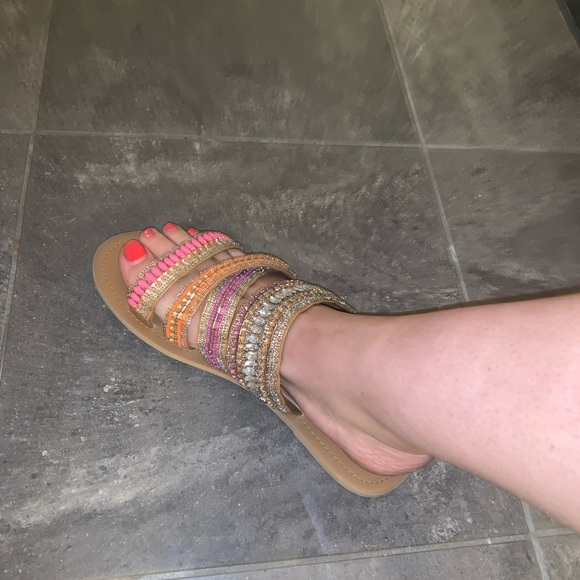 Sandals - Picture 5 of 7